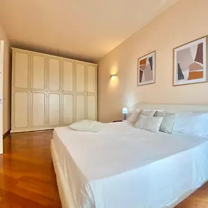 Casaviva - Elegant Bilo With Parking In , Rapallo Italia