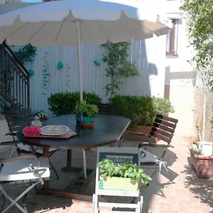Nesea , Palermo Italia